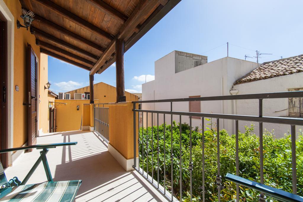 Casa Vacanze S. Marco วาลเดอรีส ภายนอก รูปภาพ