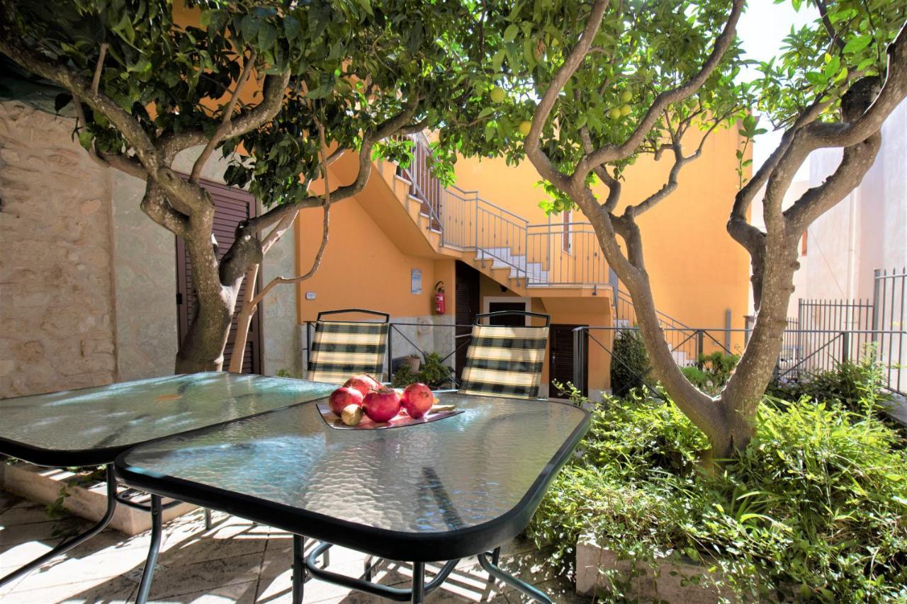 Casa Vacanze S. Marco วาลเดอรีส ภายนอก รูปภาพ
